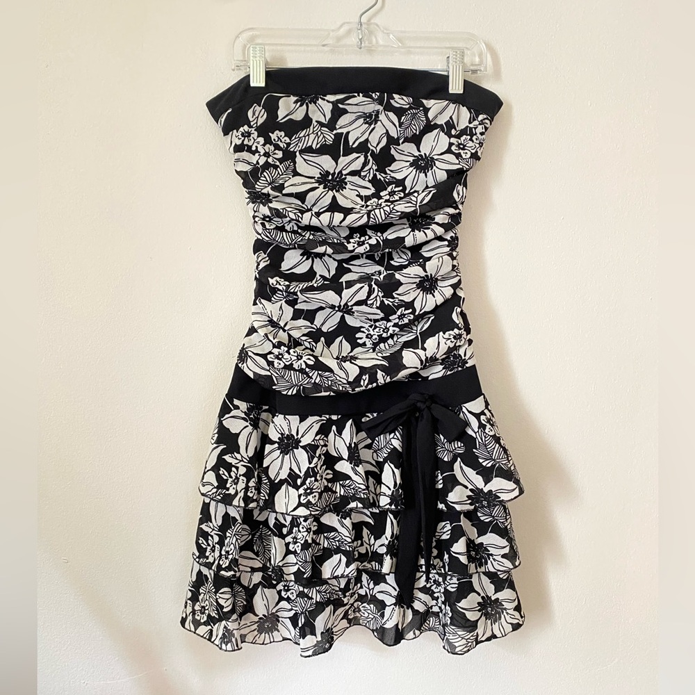 Trixxi Y2K ruched mesh black and white floral strapless dress size Small
